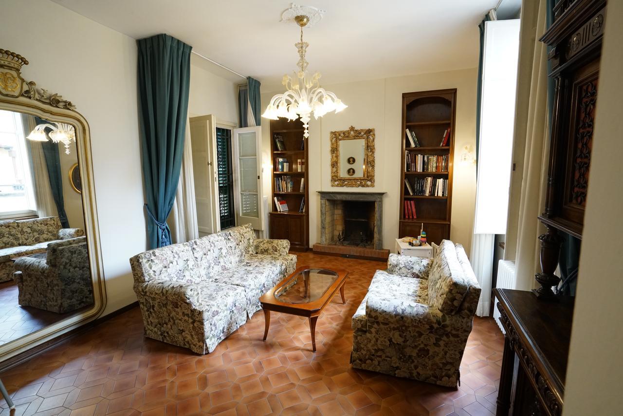 La Terrazza Di Via Elisa Bed & Breakfast Lucca Dış mekan fotoğraf