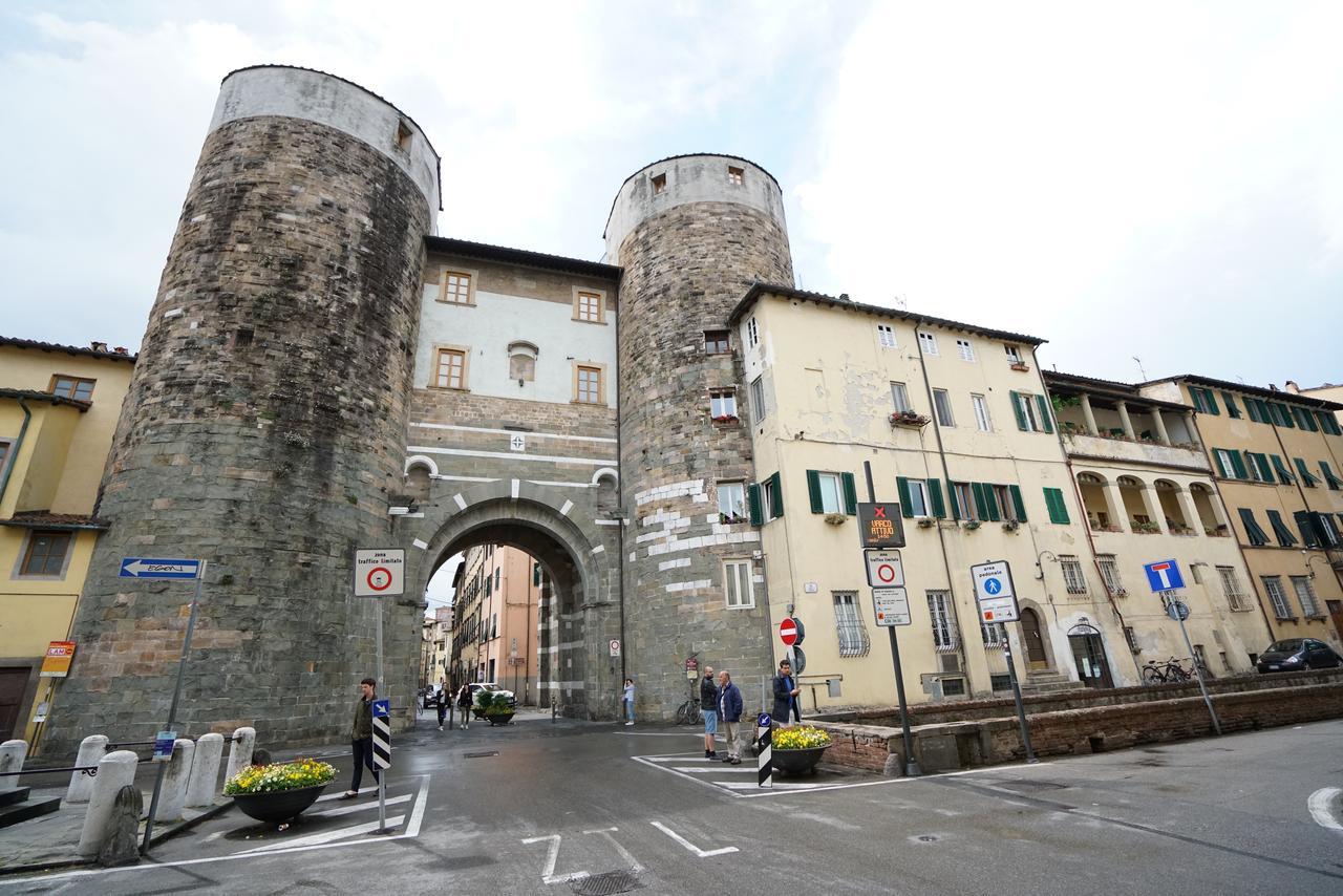La Terrazza Di Via Elisa Bed & Breakfast Lucca Dış mekan fotoğraf